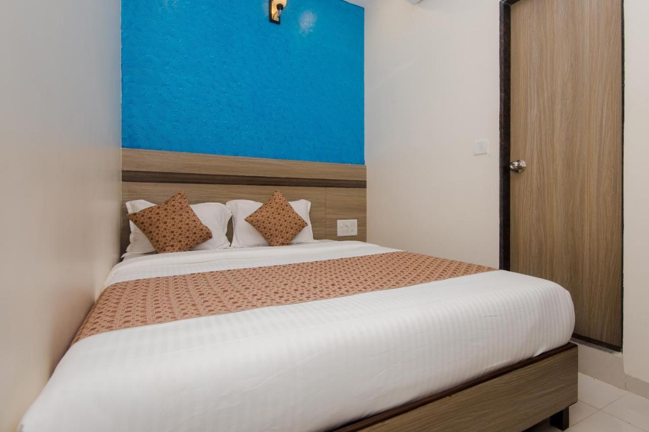 Oyo 14056 Golden Arch Hotel Mumbai Luaran gambar