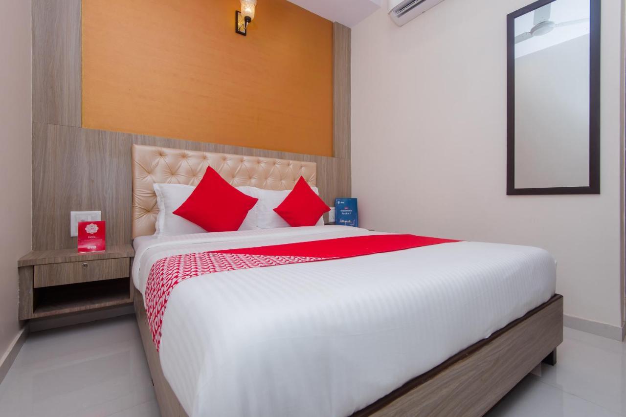 Oyo 14056 Golden Arch Hotel Mumbai Luaran gambar